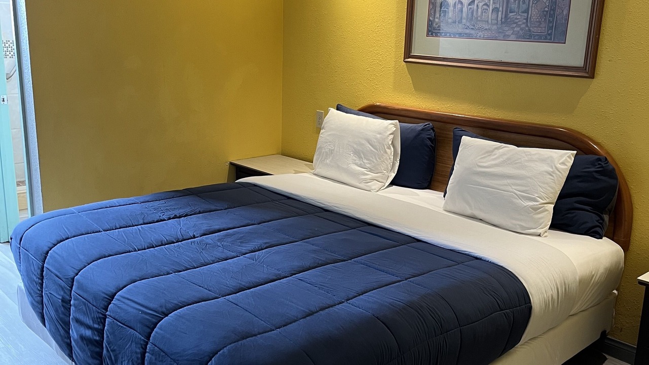 Photo of Bedroom in Huntington Beach