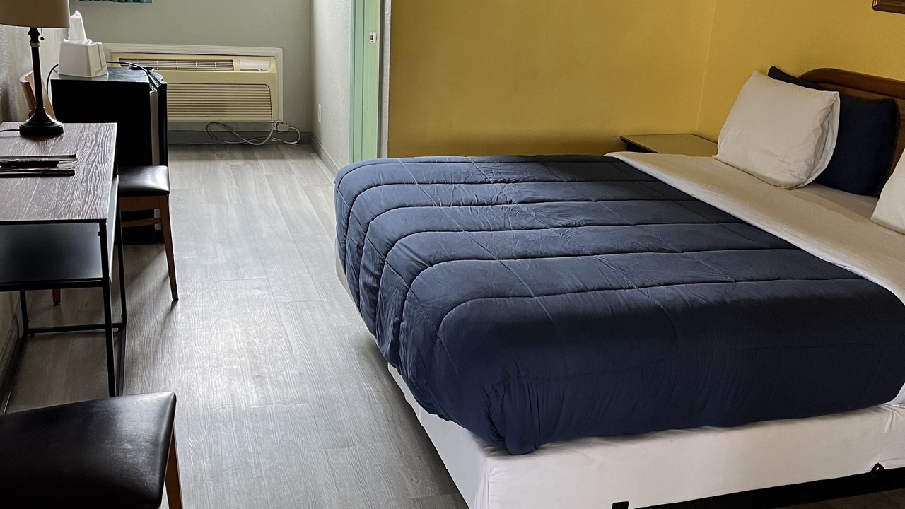 Photo of Bedroom in Huntington Beach