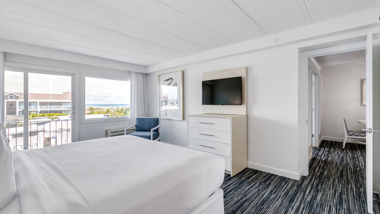 Photo of Bedroom in Avalon