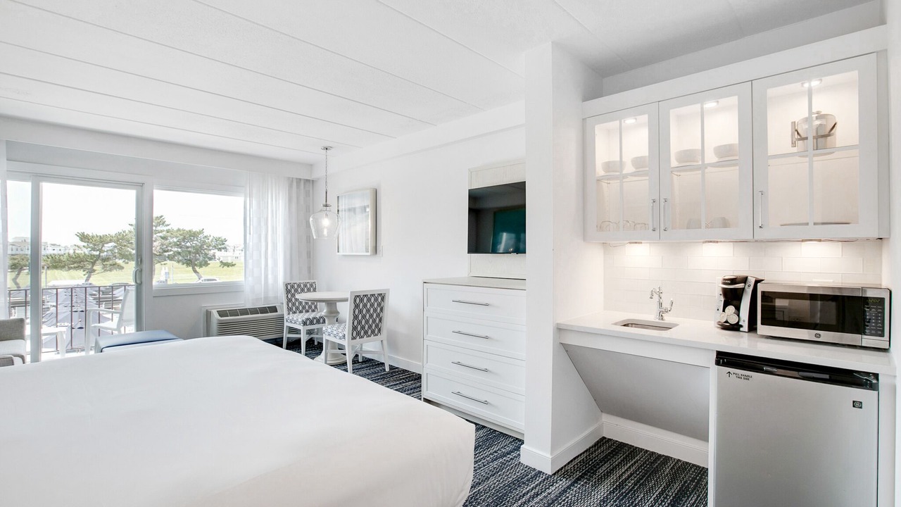 Photo of Bedroom in Avalon