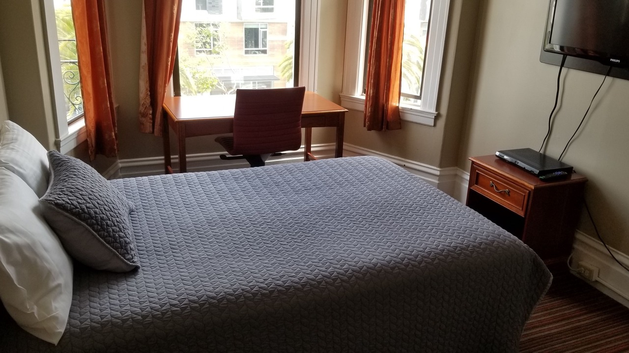 Photo of Bedroom in Duboce Triangle