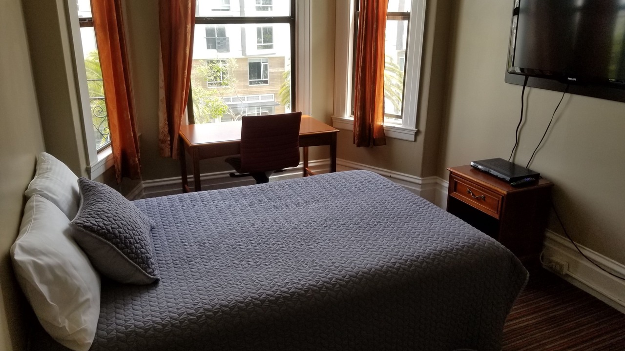 Photo of Bedroom in Duboce Triangle