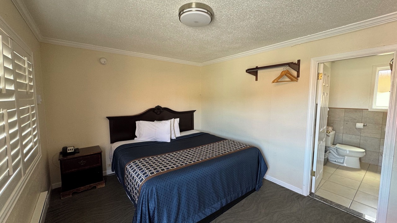 Photo of Bedroom in Strawberry