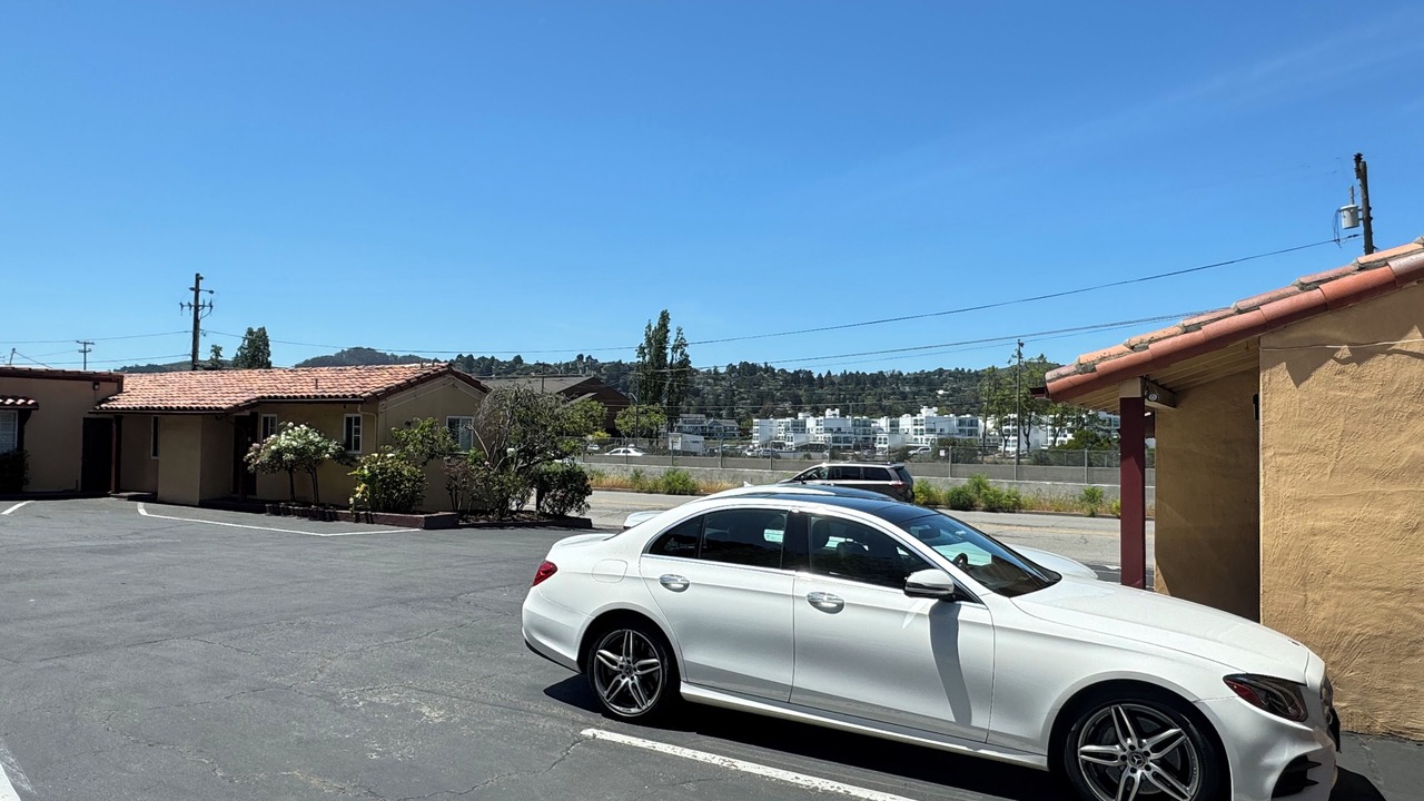 Photo of Outdoor in Strawberry