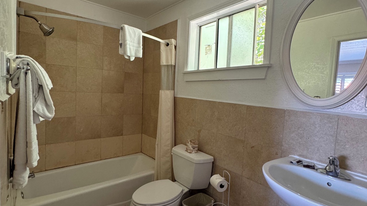 Photo of Bathroom in Strawberry