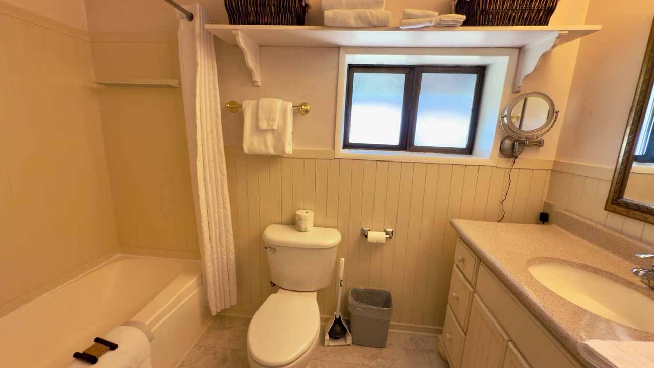 Photo of Bathroom in Bandon
