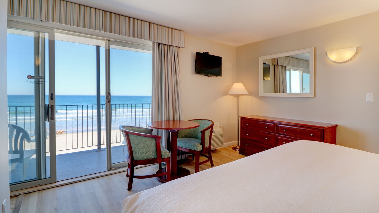 Photo of Patio Balcony in Wells Beach