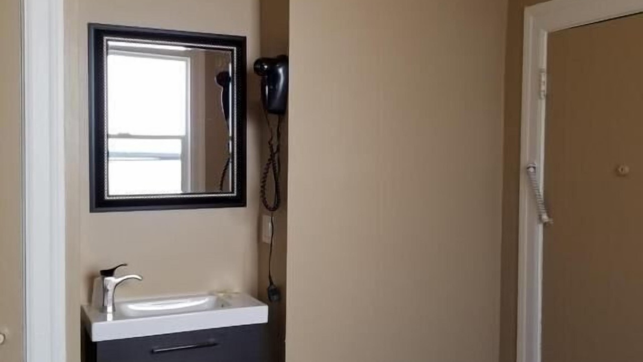 Photo of Others in Duboce Triangle