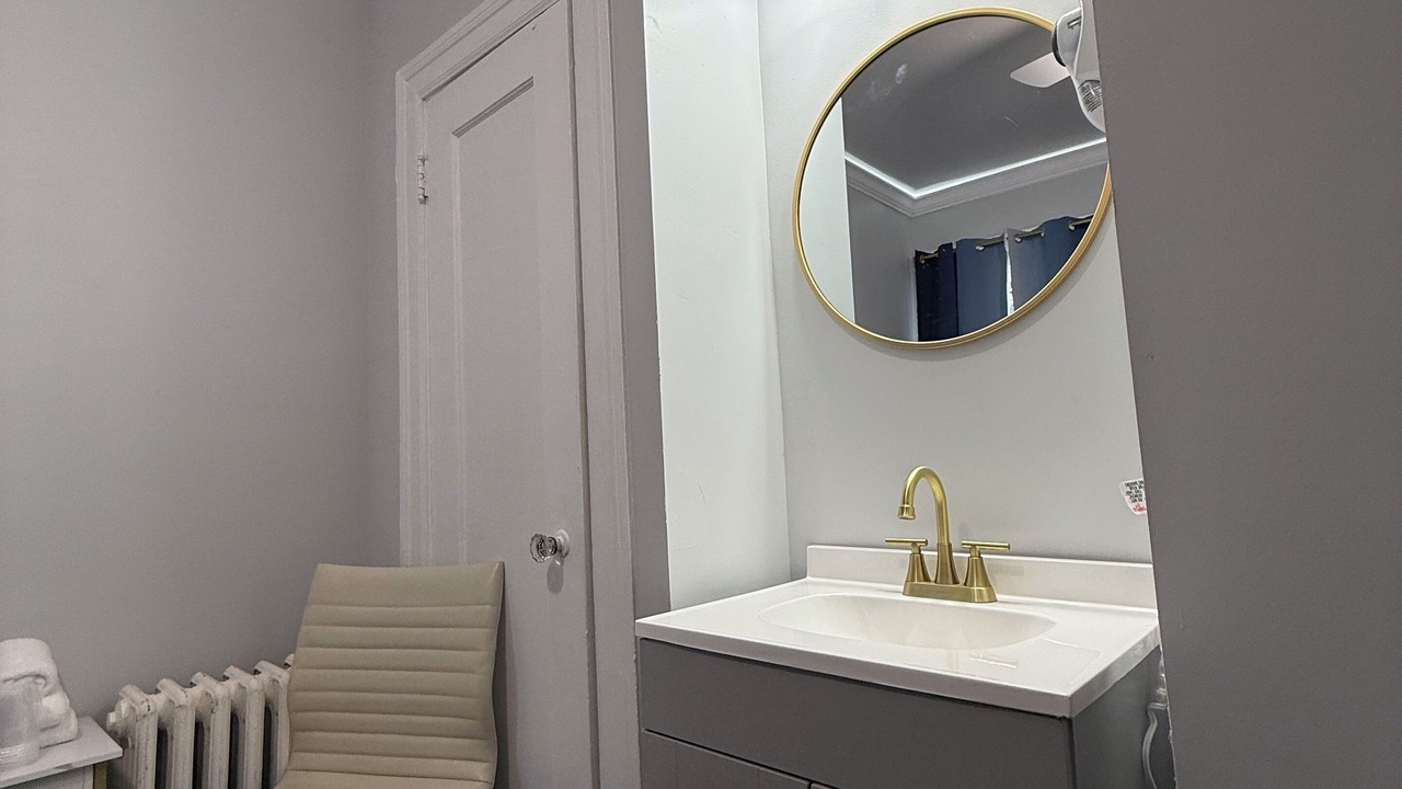 Photo of Bathroom in Duboce Triangle