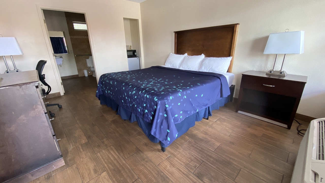 Photo of Bedroom in Florida City
