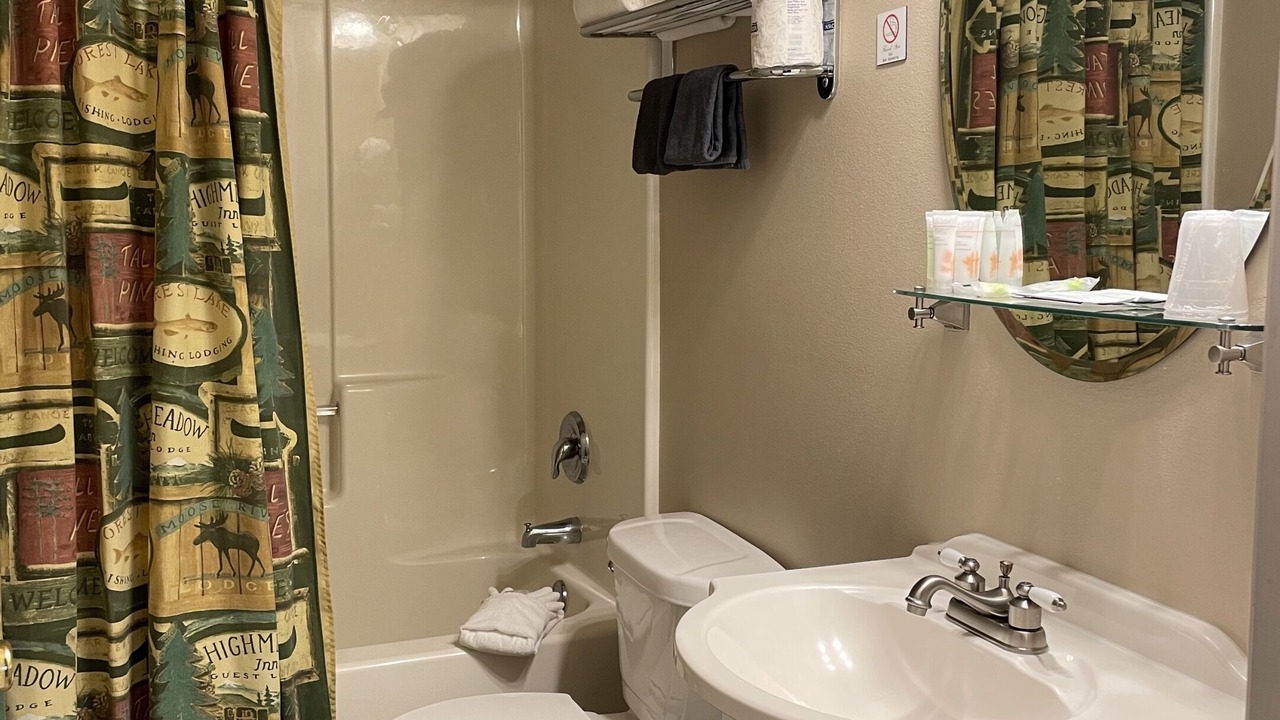 Photo of Bathroom in Marblemount