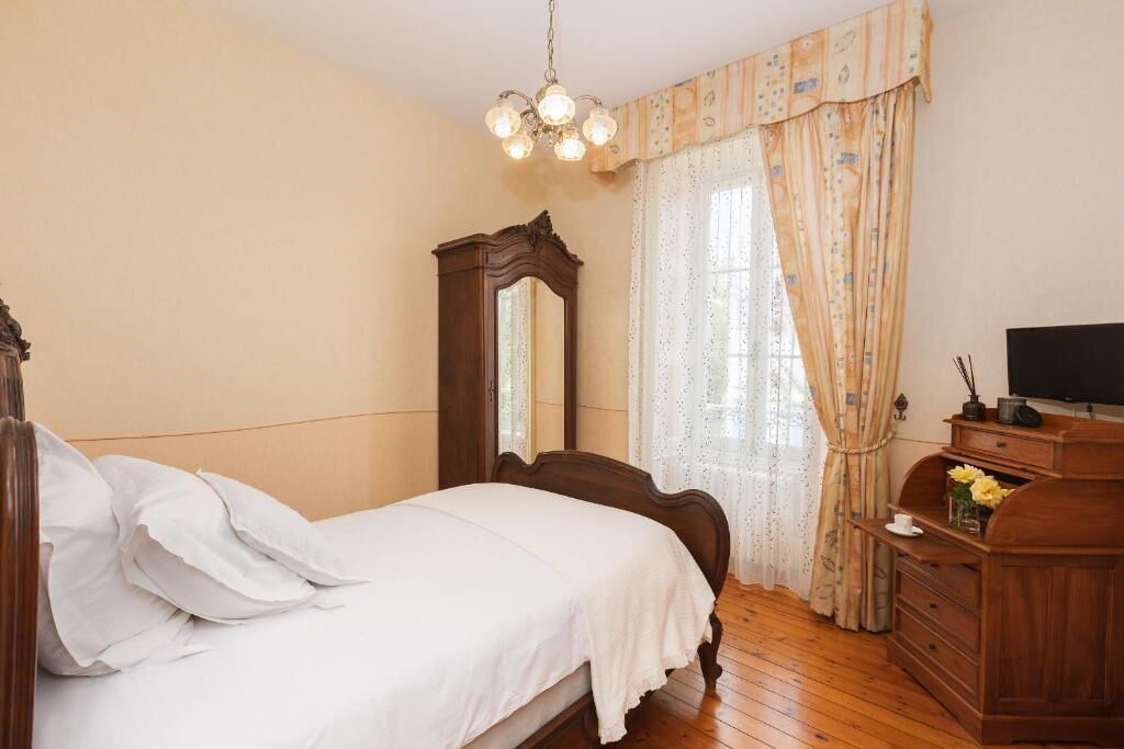 Photo of Bedroom in Beaurepaire