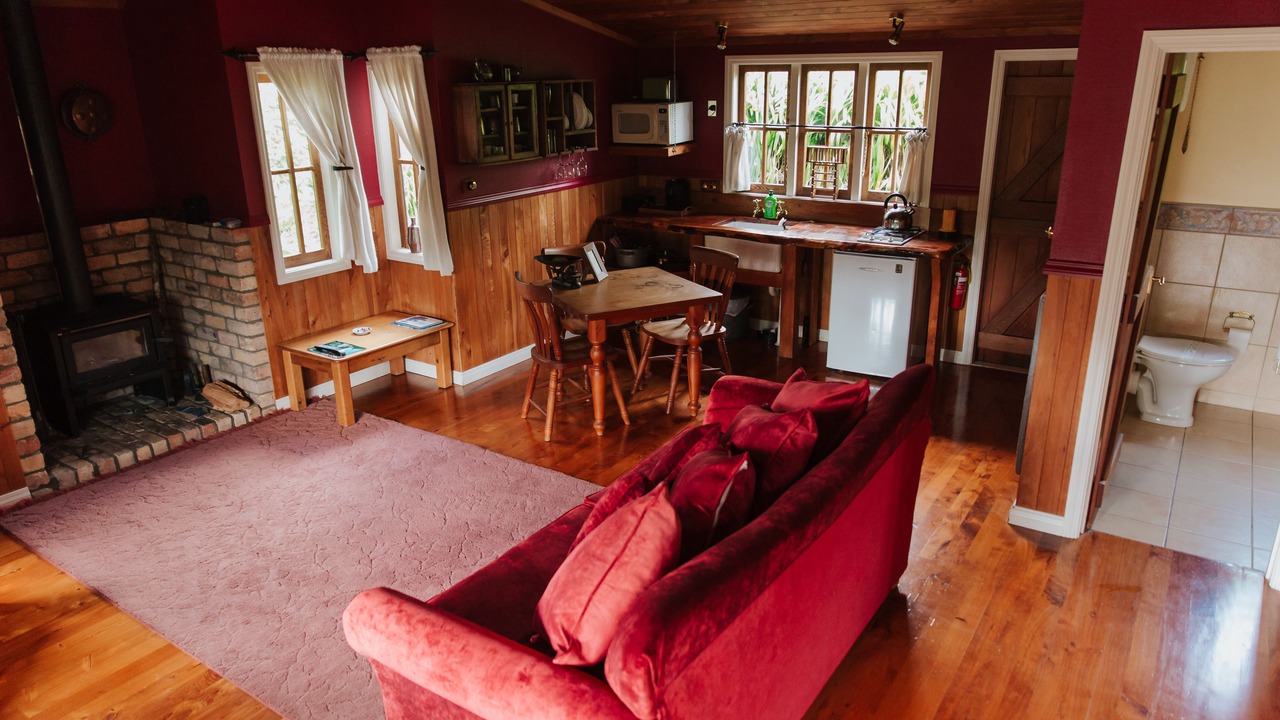 Photo of Livingroom in Helensville