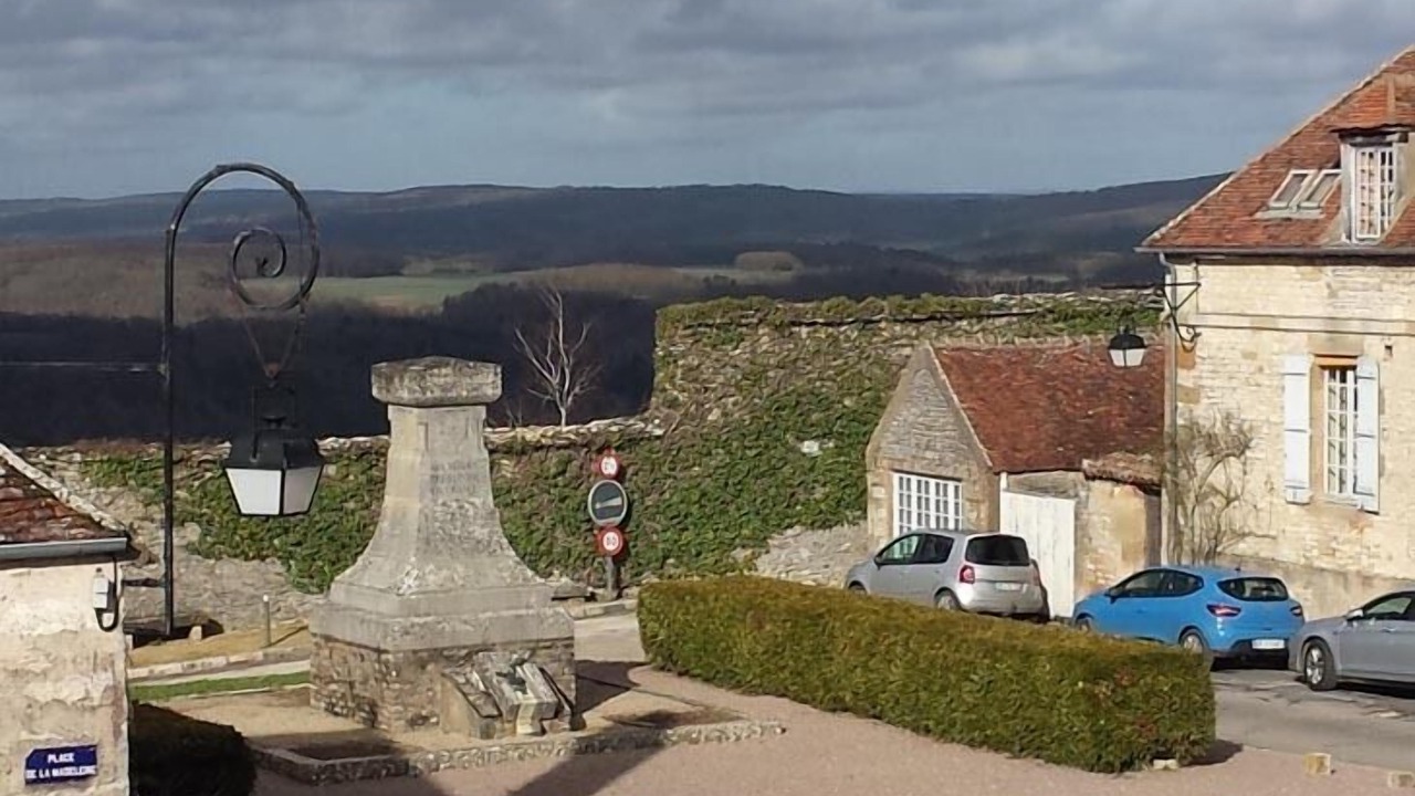 Photo of Bedroom in Vezelay