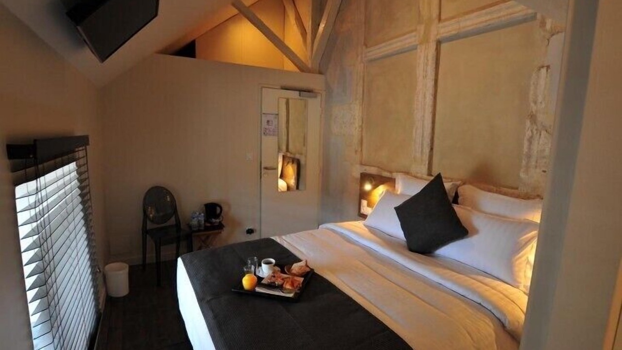 Photo of Bedroom in Vezelay