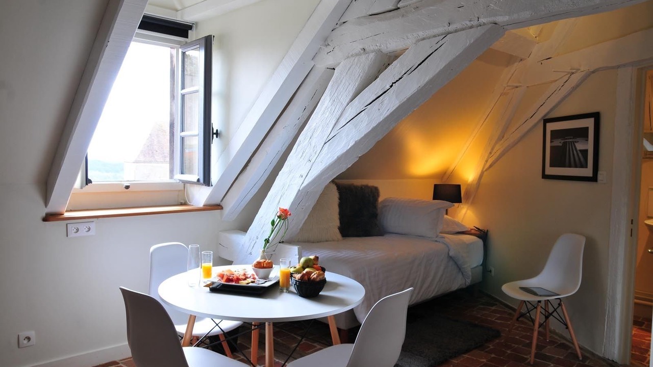 Photo of Bedroom in Vezelay