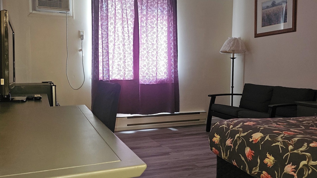 Photo of Bedroom in Moosomin