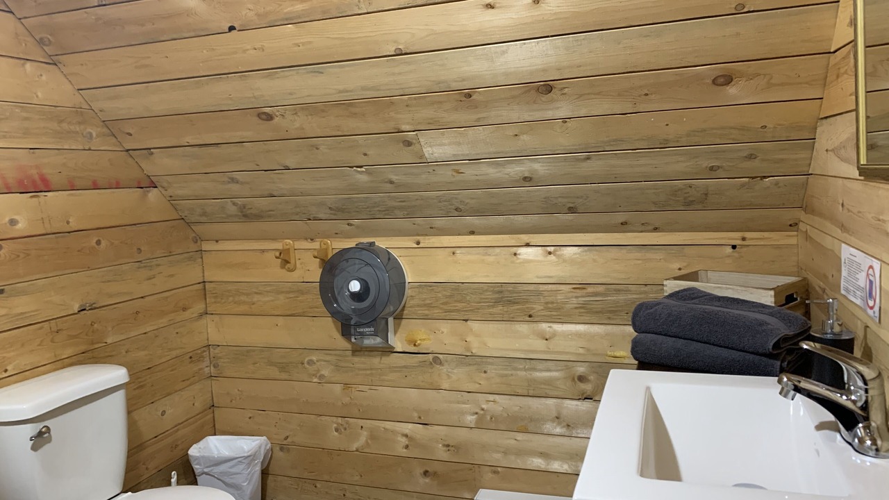 Photo of Bathroom in Saint-Mathieu-du-Parc
