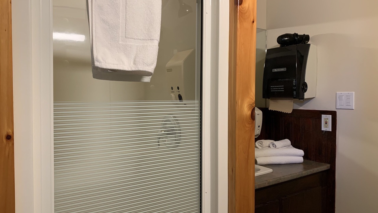 Photo of Bathroom in Saint-Mathieu-du-Parc