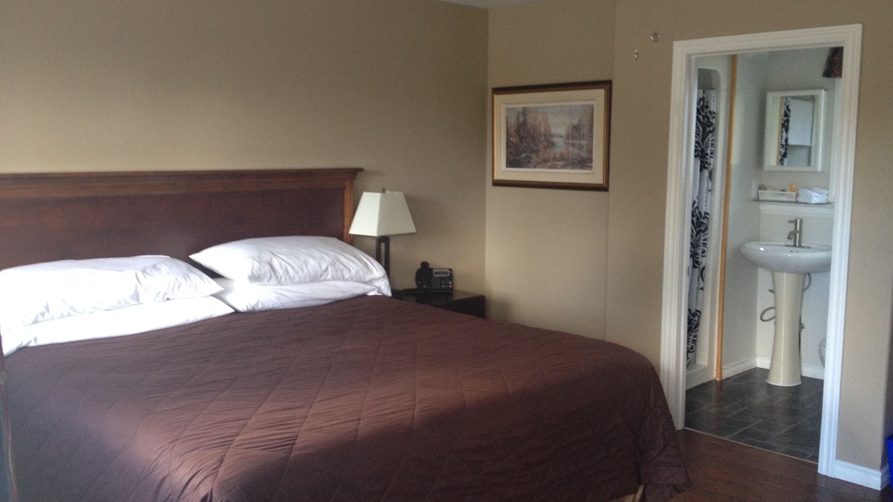 Photo of Bedroom in Manitowaning