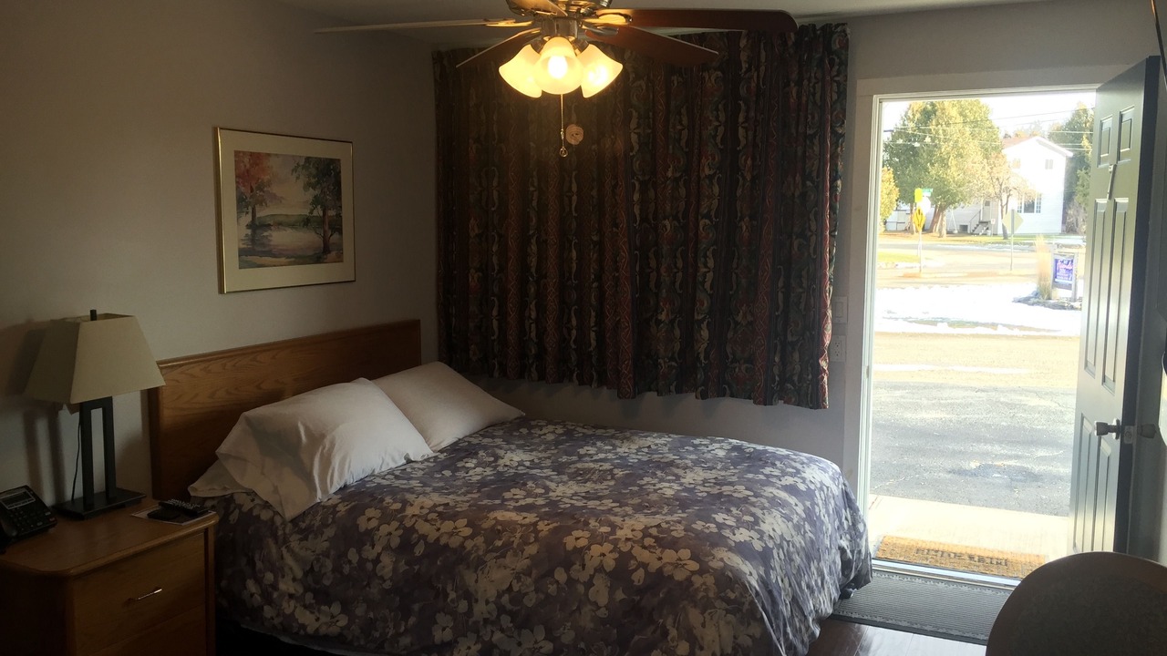 Photo of Bedroom in Manitowaning