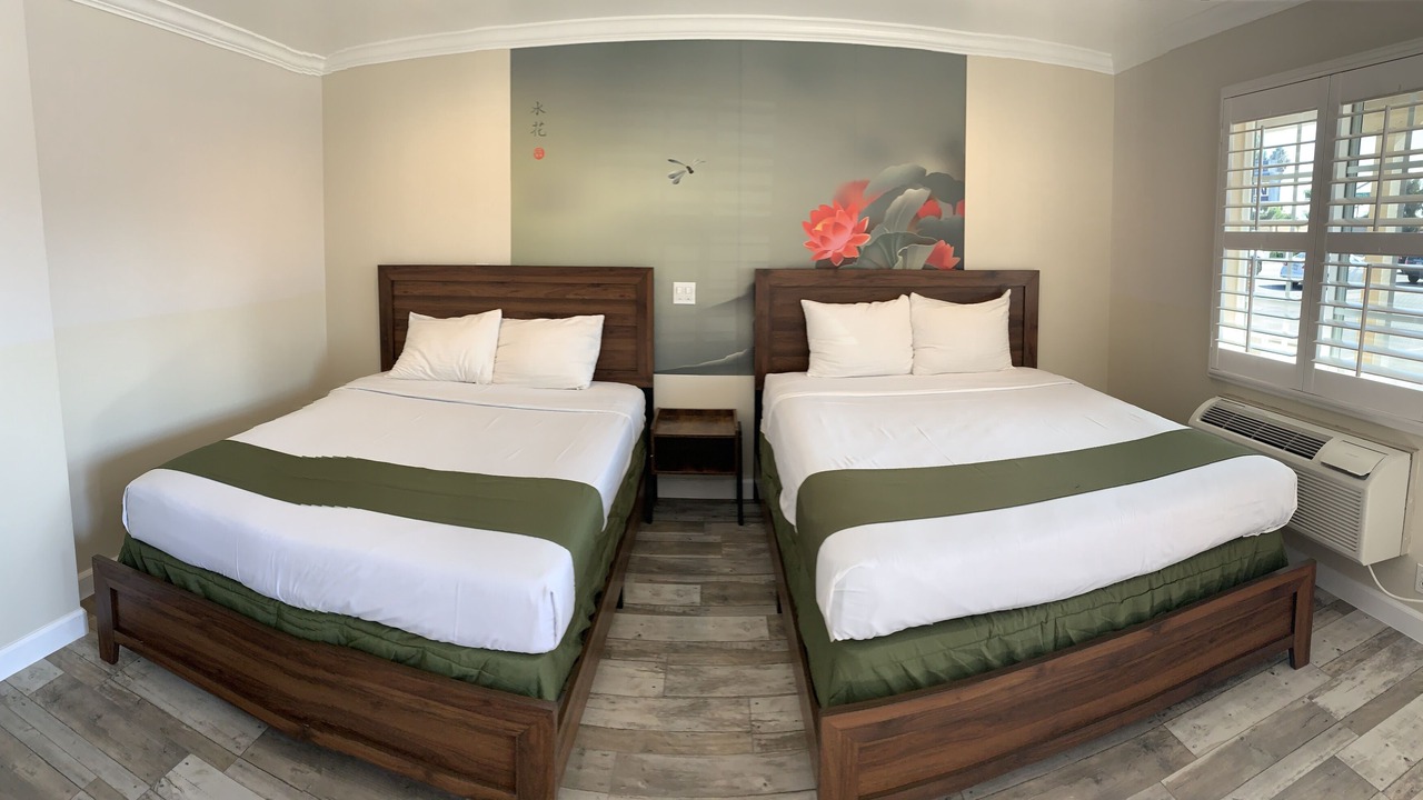 Photo of Bedroom in Central Escondido