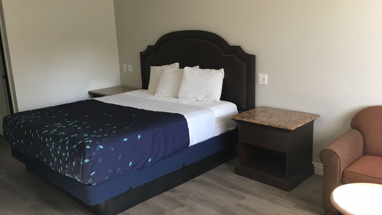 Photo of Bedroom in Lamanda Park