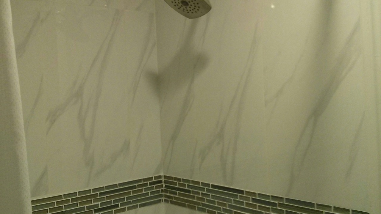 Photo of Bathroom in Lamanda Park