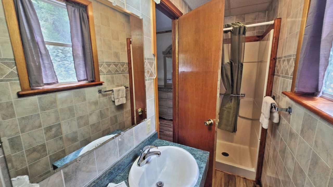 Photo of Bathroom in Deadwood