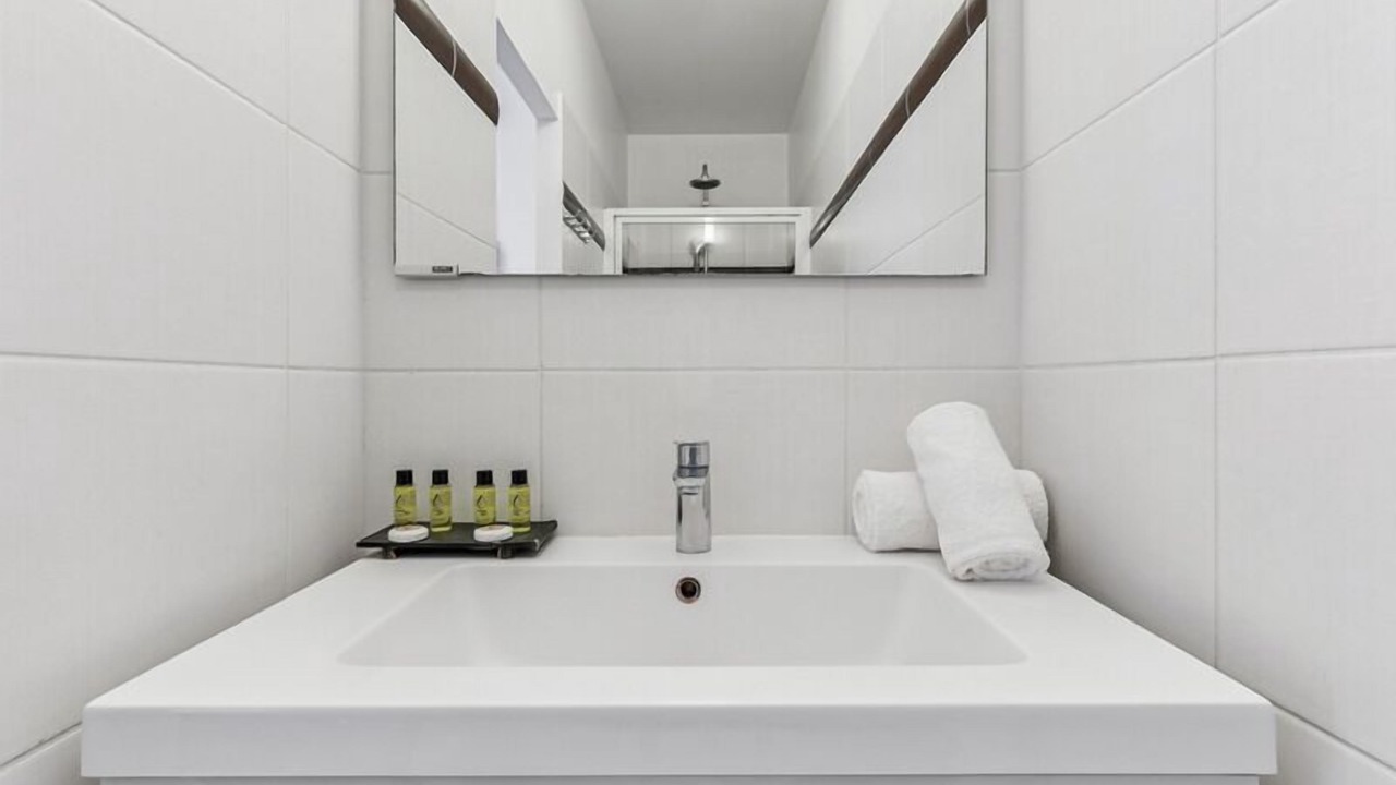 Photo of Bathroom in Bagnolet