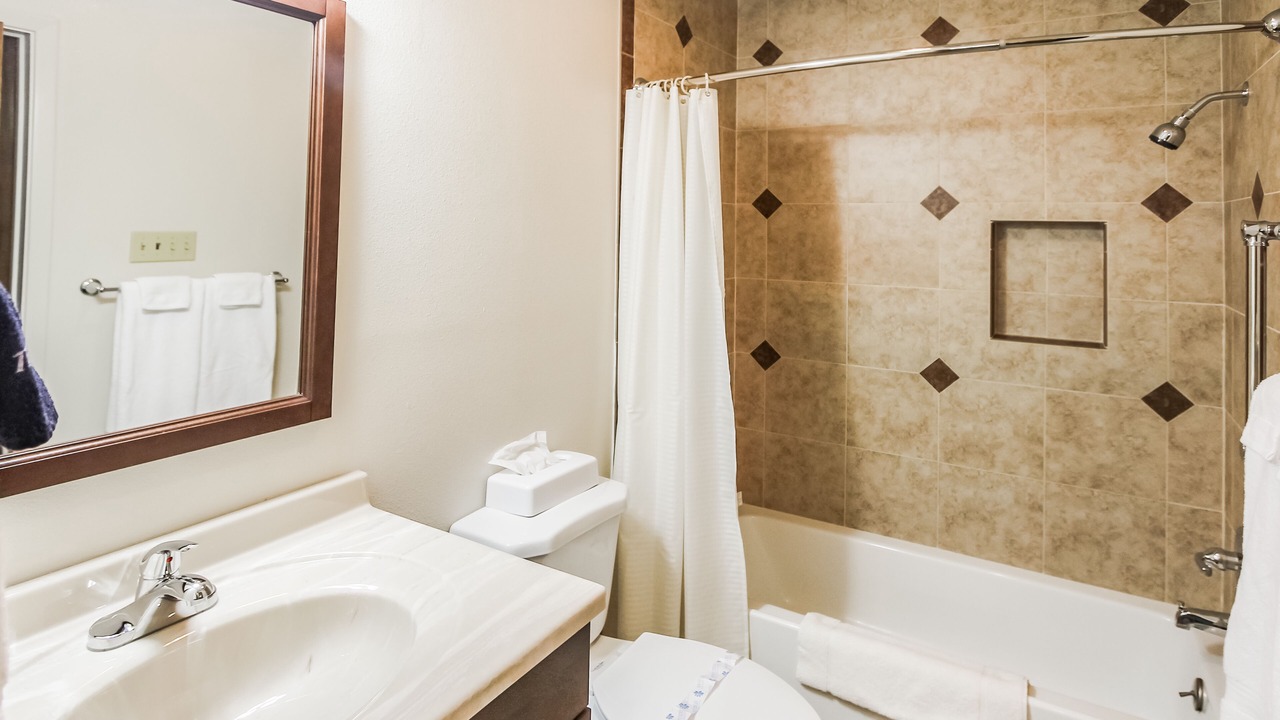 Photo of Bathroom in Highland Lake Estates