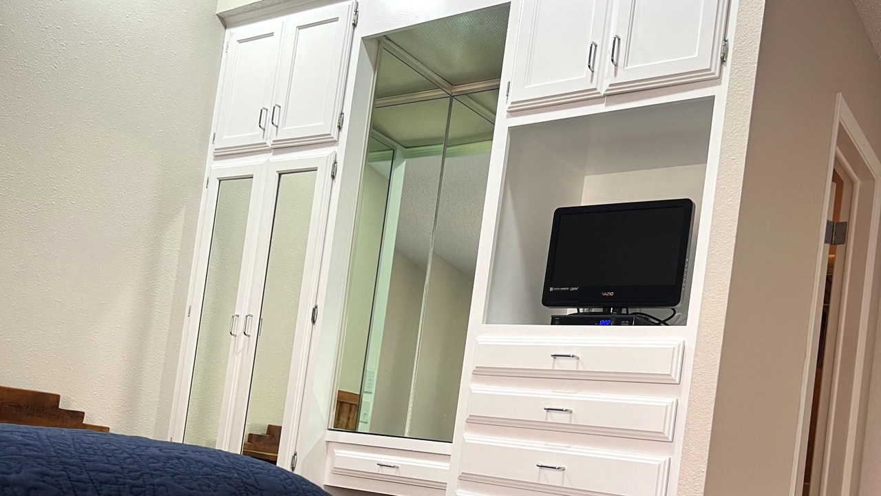 Photo of Bedroom in Highland Lake Estates