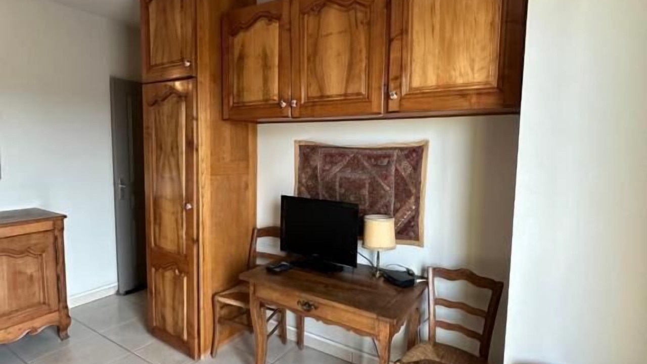Photo of Bedroom in Cachan