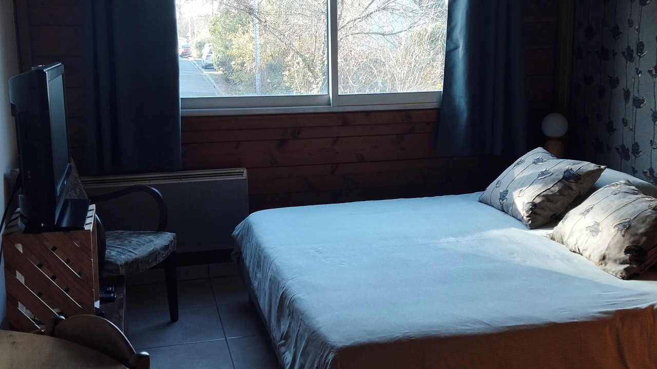 Photo of Bedroom in Cachan