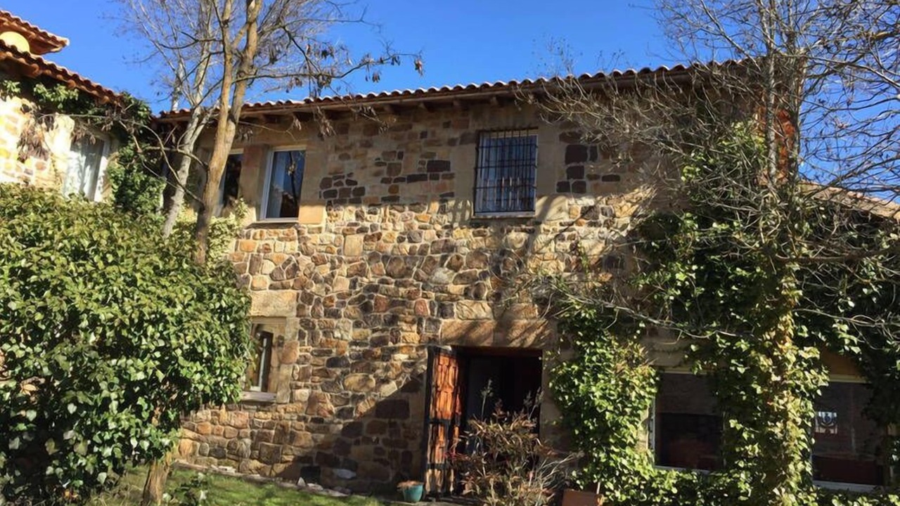 Photo of Outdoor in Herreros