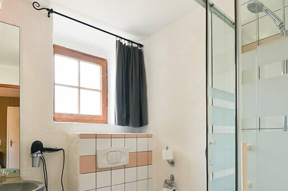 Photo of Bathroom in Chabrillan