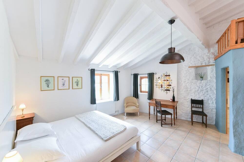 Photo of Bedroom in Chabrillan