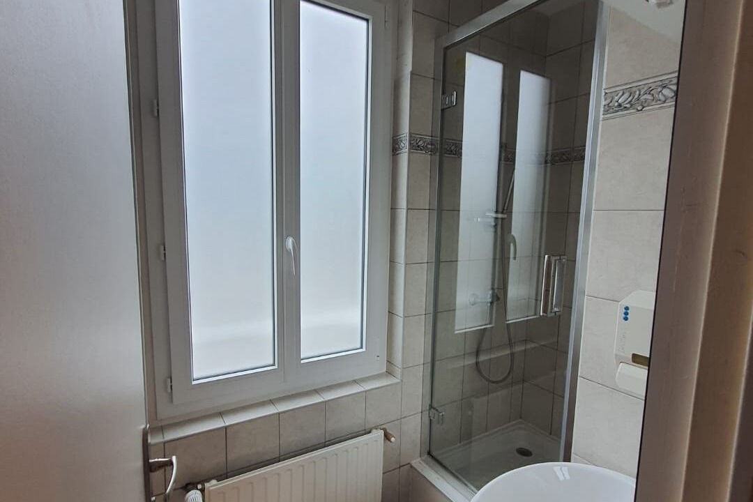 Photo of Bathroom in Etretat