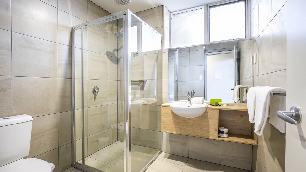 Photo of Bathroom in Sunshine West