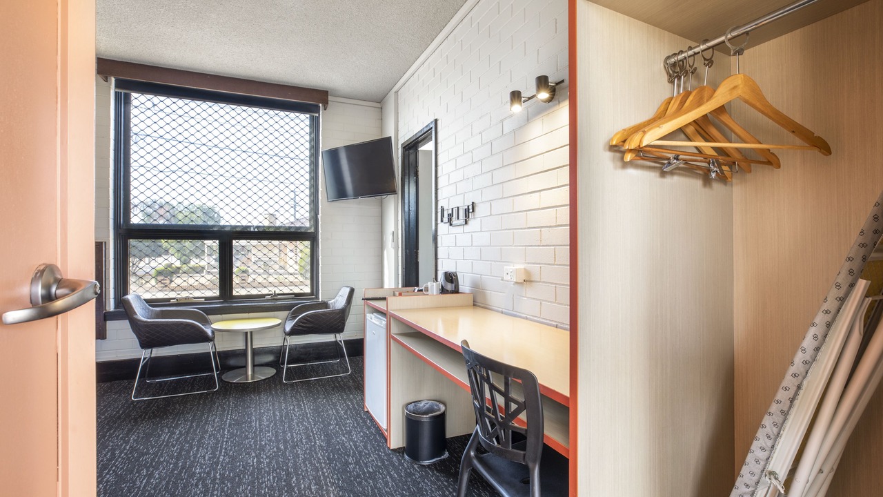 Photo of Others in Sunshine West