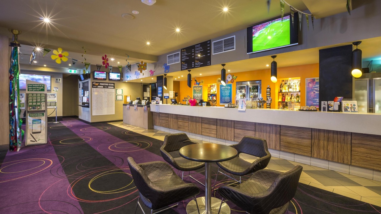 Photo of Others in Sunshine West