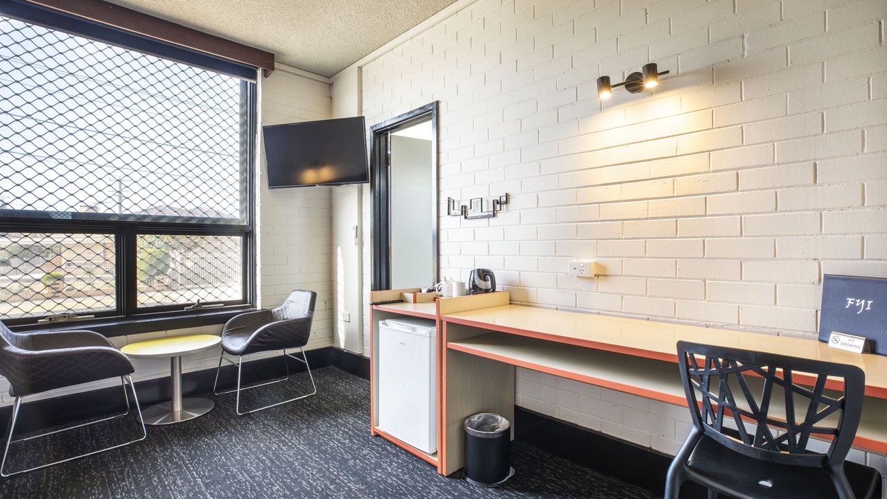 Photo of Others in Sunshine West