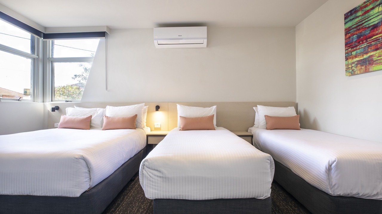 Photo of Others in Sunshine West