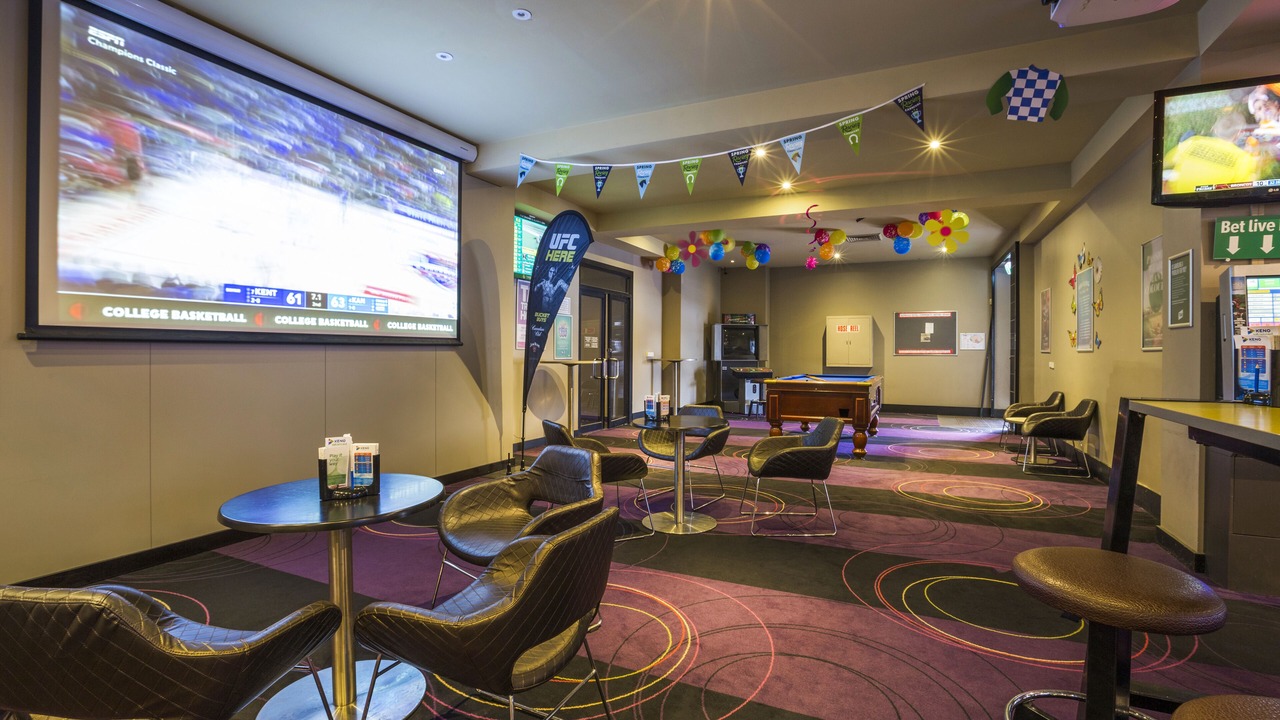 Photo of Others in Sunshine West