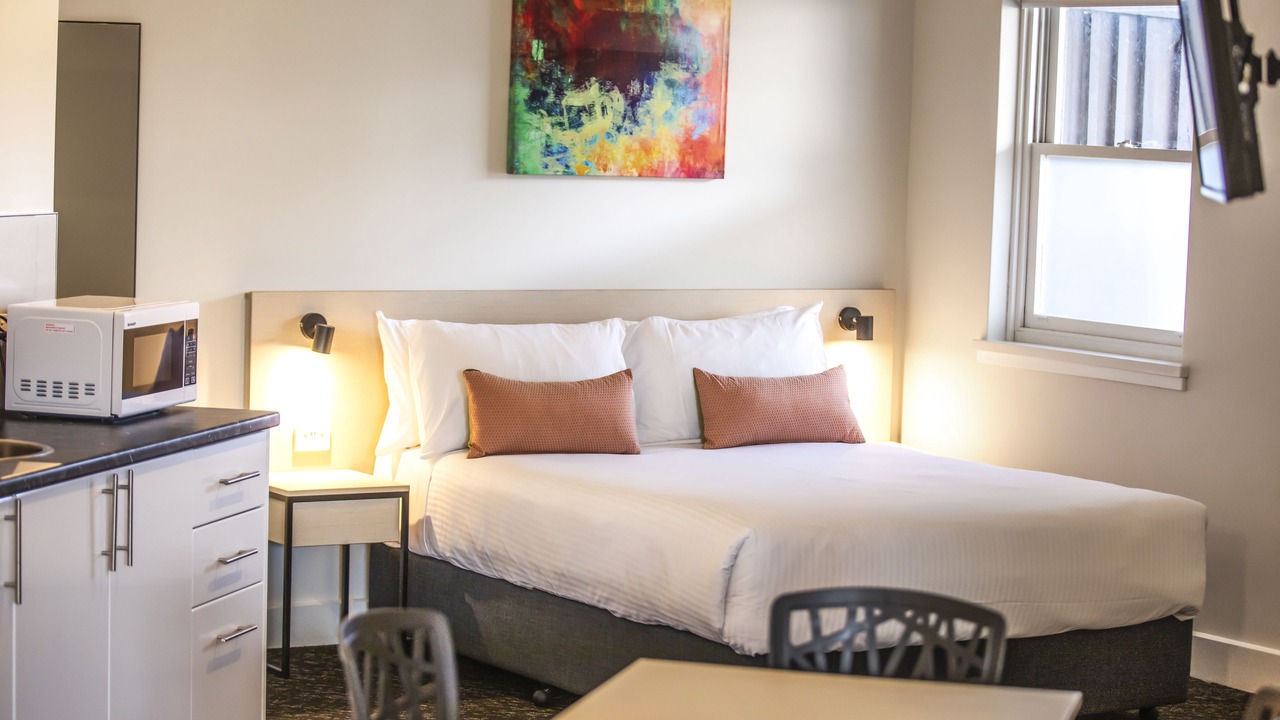 Photo of Others in Sunshine West