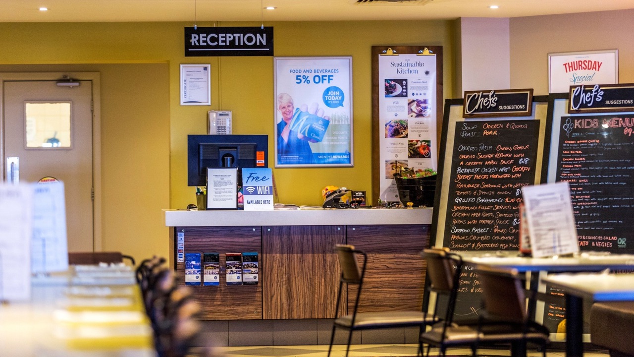 Photo of Others in Sunshine West