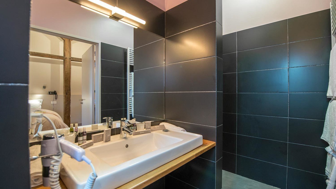 Photo of Bathroom in Bellerive-sur-Allier