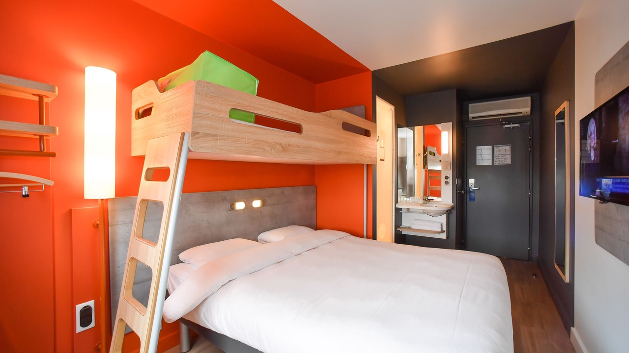 Photo of Bedroom in Saint-Lo