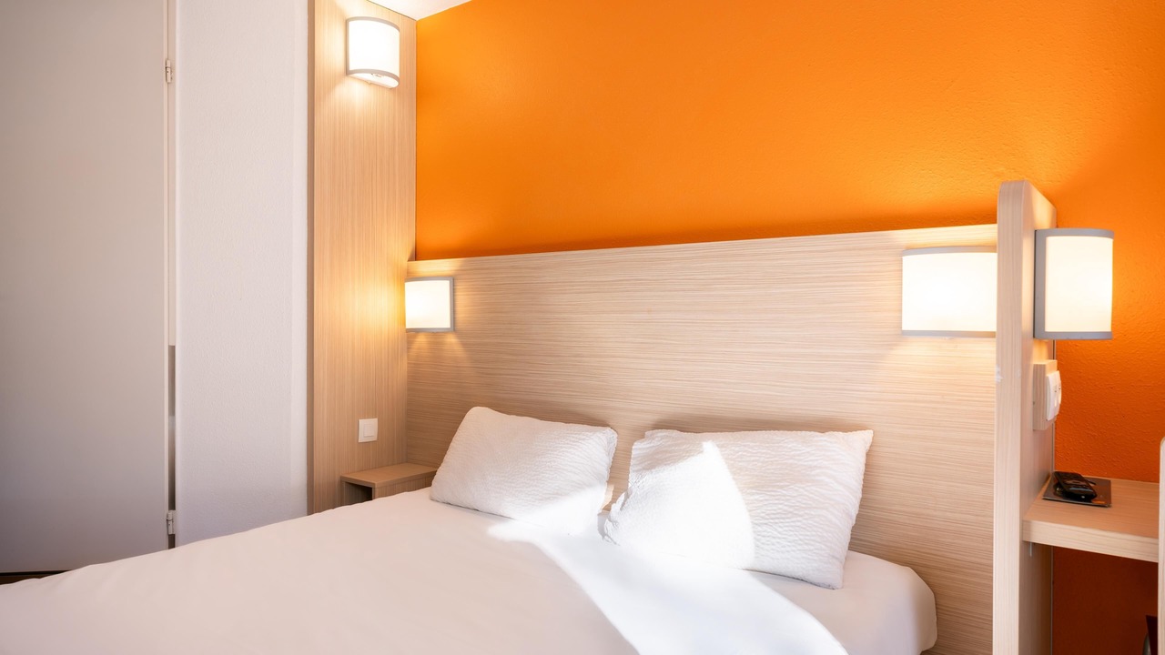 Photo of Bedroom in Reze