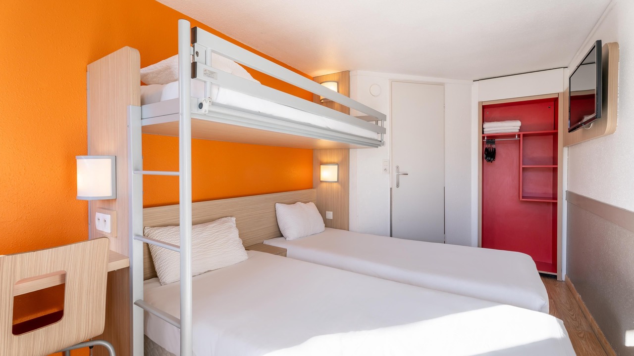 Photo of Bedroom in Reze